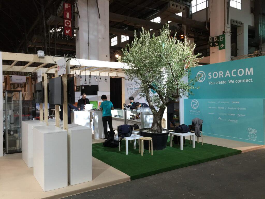 Preparing for the event opening at SORACOM booth